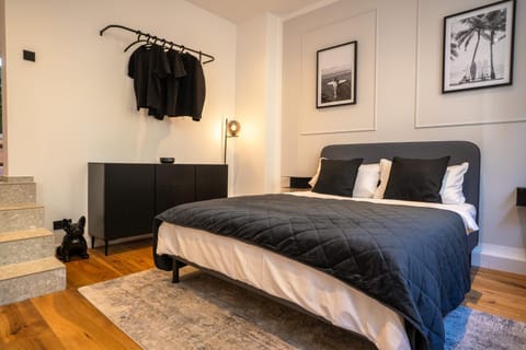 Bed, Bedroom
