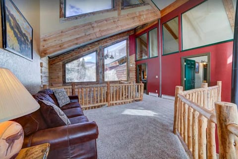 Wildcat Lodge LLC House in Colorado