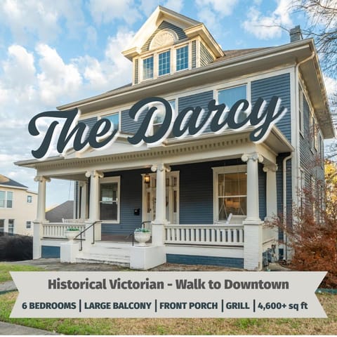 The Darcy Victorian - Historic, Near Downtown House in Hot Springs