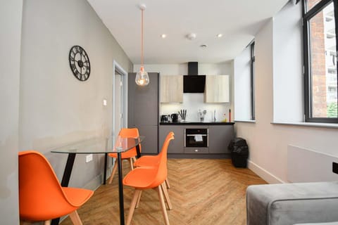 Kitchen or kitchenette, Seating area, Dining area, oven, stove