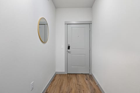 Chisholm Trace 327 Relaxing 2BD 2BA Apartment in Cleburne