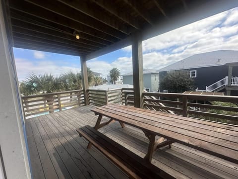 Big Blue every shade of blue feels like home. House in Port Aransas