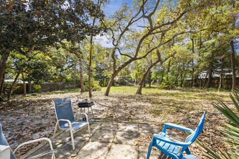 Cheyenne Retreat Pet Friendly Boater's Paradise House in Ono Island