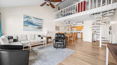 Cotton Bayou 2H, 3BR with loft Apartment in Orange Beach