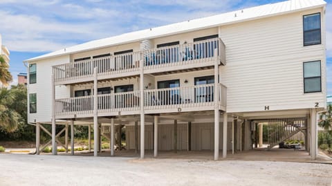 Cotton Bayou 2H, 3BR with loft Apartment in Orange Beach