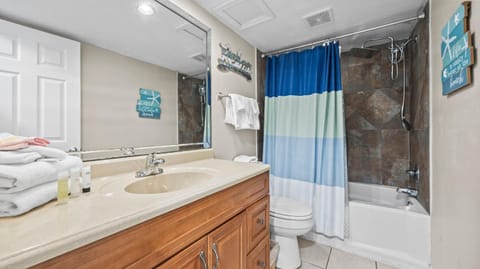 Sugar Beach 120 Captain's Cove Studio Apartment in Orange Beach