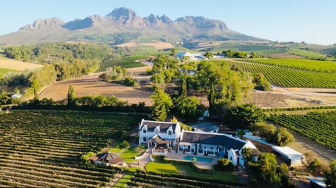 Monkscowl Estate Apartment in Stellenbosch