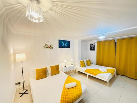 TV and multimedia, Photo of the whole room