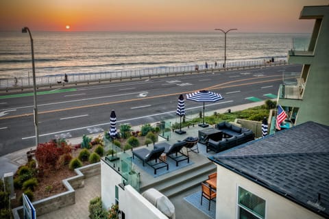 Sycamore Haus Estate – Rent All 3 Ocean-View Luxury Condos Steps from Carlsbad State Beach House in Carlsbad