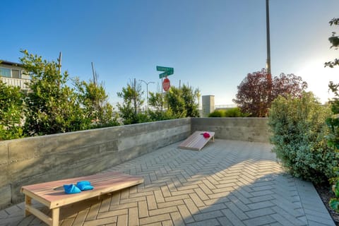 Luxury Carlsbad Retreat | Across The Street From Beach | Firepit, BBQ, Ping Pong, Cornhole & More Apartment in Carlsbad