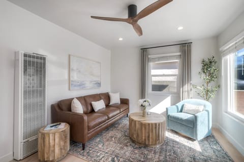 Modern Carlsbad Vacation Rental with Ocean Views, Private Patio, Fire Pit & Walkable Location Apartment in Carlsbad