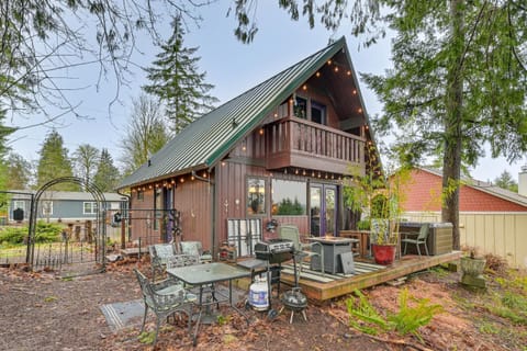 Private Hot Tub! A-Frame Hideaway By Oakland Bay House in Puget Sound