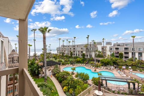 Stunning Oceanview Penthouse | 2BR, Sleeps 6 | North Coast Village Resort Apartment in Oceanside