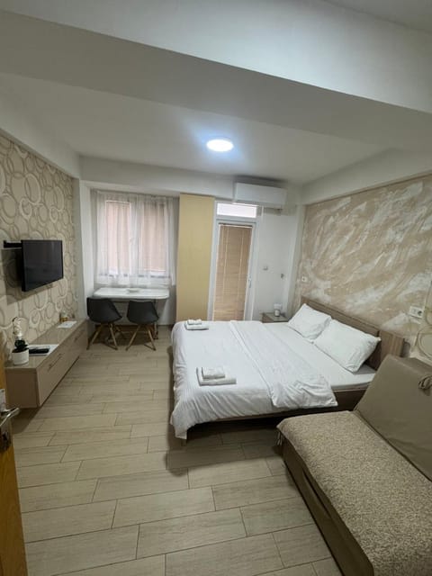 Bed, Photo of the whole room, Bedroom, towels, wardrobe