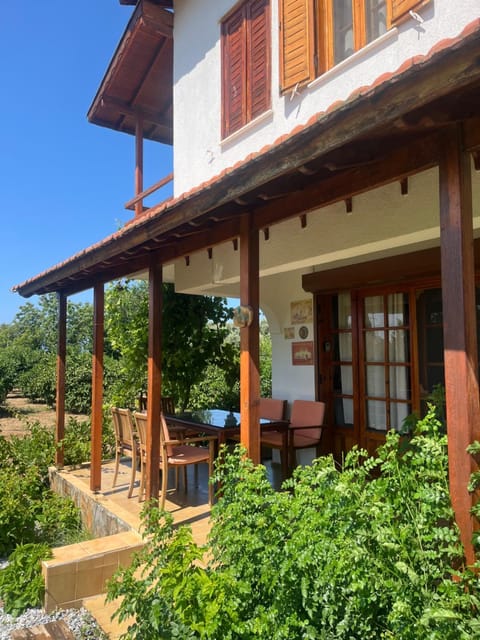 Mandalina Kapı Evleri House in Aydın Province