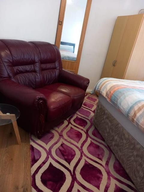 Photo of the whole room, Seating area, Bedroom