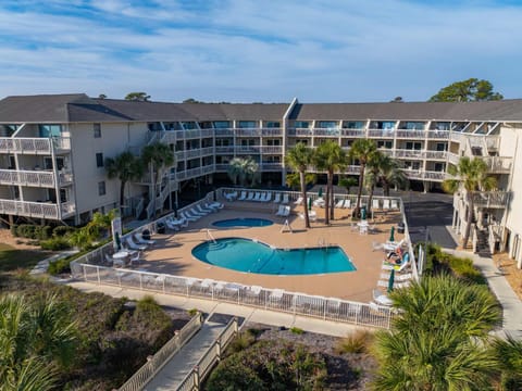 Coligny Beach Front Condo House in Coligny Beach