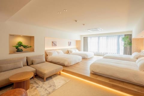 Bed, Living room, Bedroom