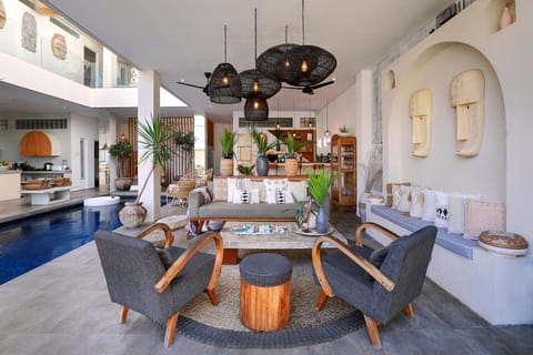 Living room, Seating area