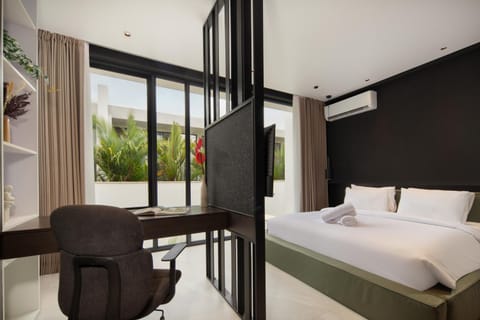 Bed, Bedroom, air conditioner