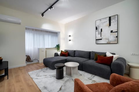 Living room, Seating area, air conditioner