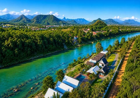 Property building, Restaurant/places to eat, Swimming pool, Breakfast
