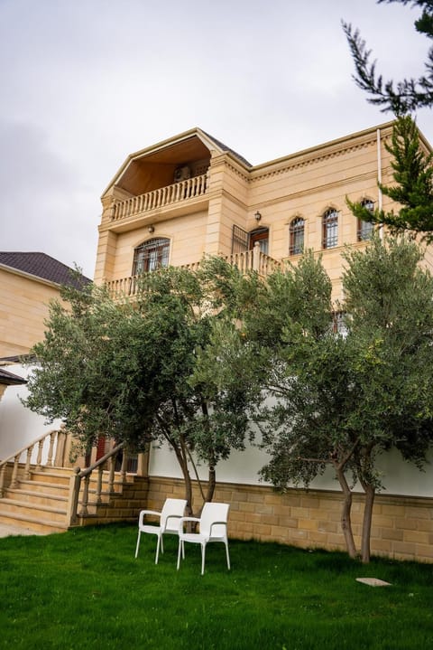 Property building, Patio, Natural landscape, Garden, Garden view