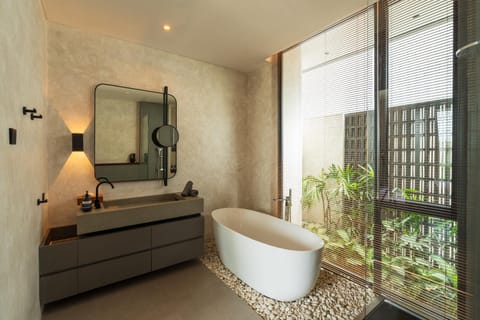 Bathroom, Bath