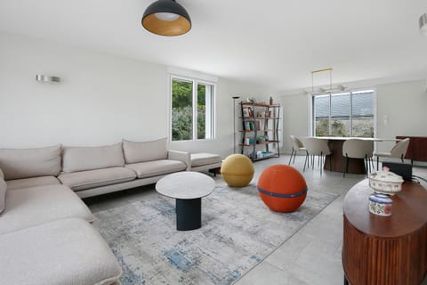 Property building, Living room