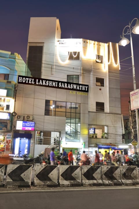 Property building, Location