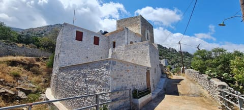 Property building, Natural landscape