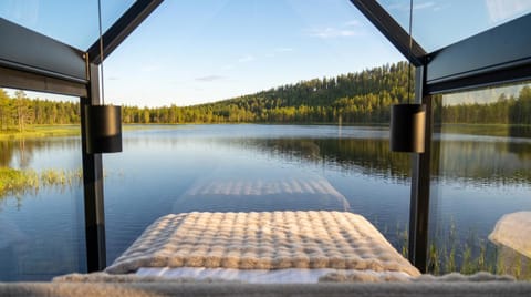 Bird's eye view, View (from property/room), Bedroom, Lake view, Mountain view