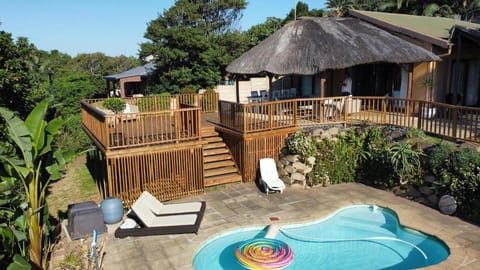 Property building, Patio, Natural landscape, Garden, Balcony/Terrace, Balcony/Terrace, Garden view, Pool view, Swimming pool, Swimming pool, sunbed