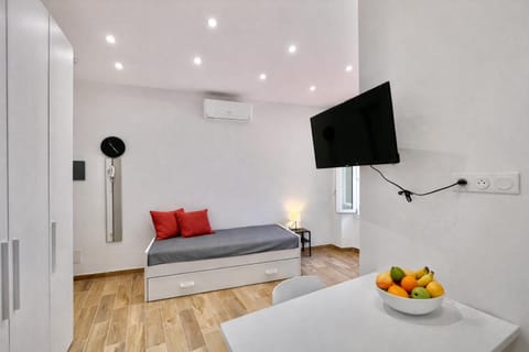 Studio in the old town of Menton House in Menton