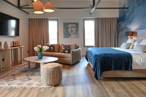 Living room, Bedroom