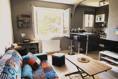 Communal lounge/ TV room, Living room