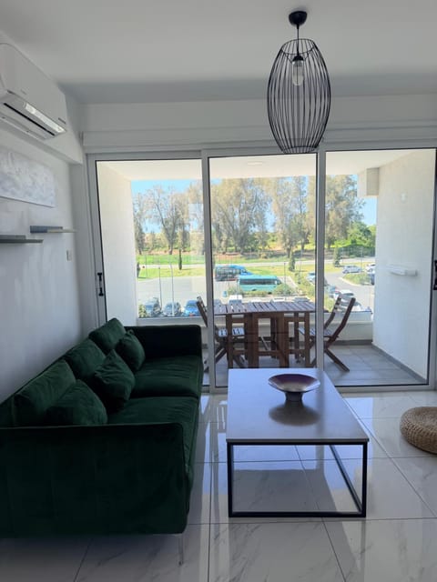 View (from property/room), View (from property/room), Living room, Seating area
