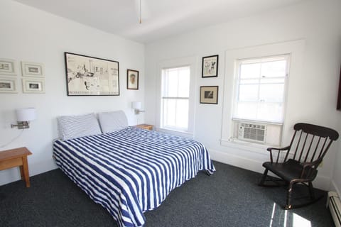 High Tide Upper Level House in Provincetown