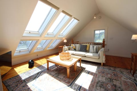 High Tide Upper Level House in Provincetown
