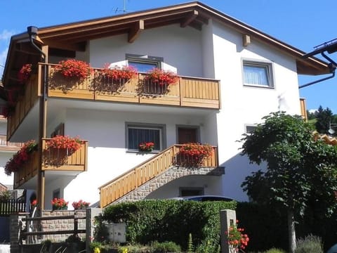 Tai Bedoes Apartment in Moena