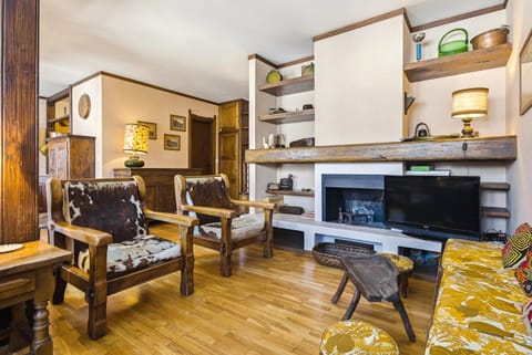 Hostdomus-Wood and snow Apartment in Sestriere