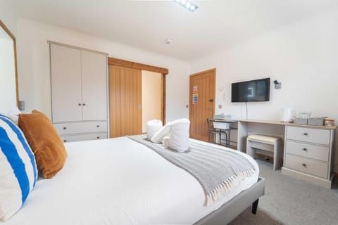 Ben View Room and Jacuzzi Bath House in Fort William