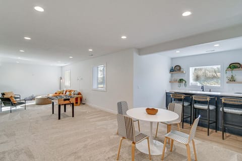 The Cove Polk City Ranch Near Saylorville Lake House in Iowa