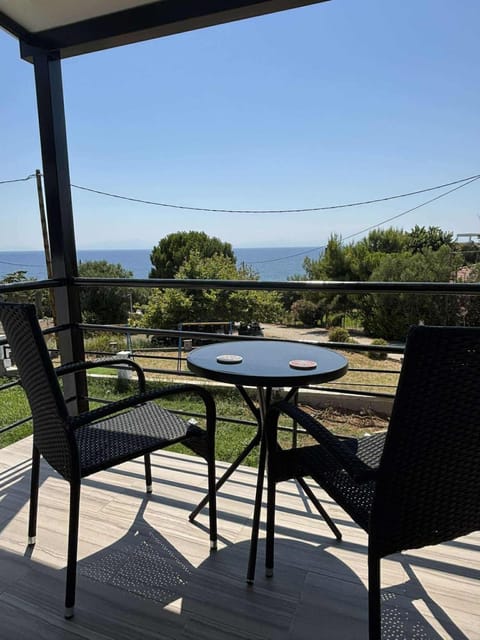 Day, Natural landscape, Garden, View (from property/room), Balcony/Terrace, Sea view