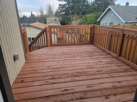 Close to everything in Tacoma! House in Tacoma