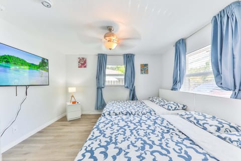 Fantastic Family Nest for Joy STR-2310#1 House in Fort Lauderdale