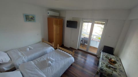 Peaceful Studio Lake View Apartment in Ohrid