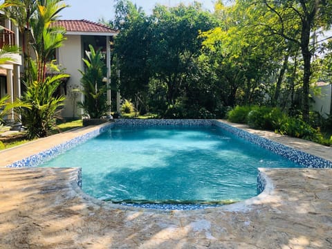 Property building, Garden view, Swimming pool