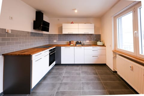 Großes Apartment mit 3 Schlafzimmern Balkon Nähe Europapark Apartment in Offenburg