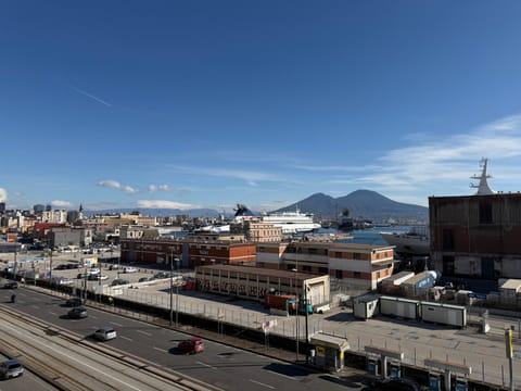 Day, Natural landscape, Bird's eye view, City view, Sea view, Location